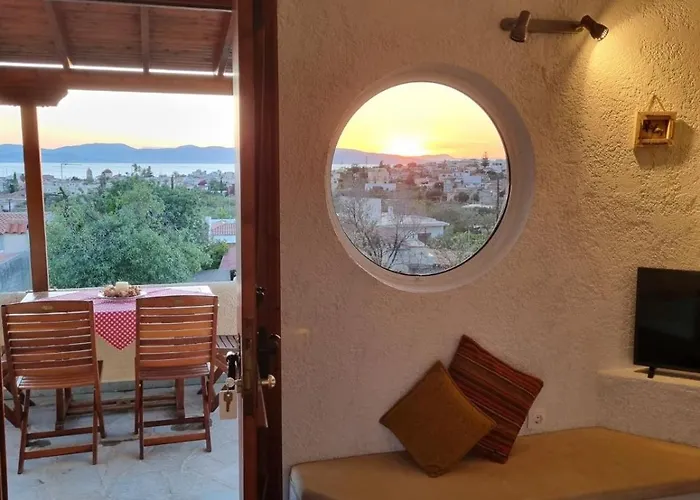 Fay\'S Home Aegina